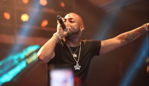 Davido pays for surgery of airport worker | TheCable.ng